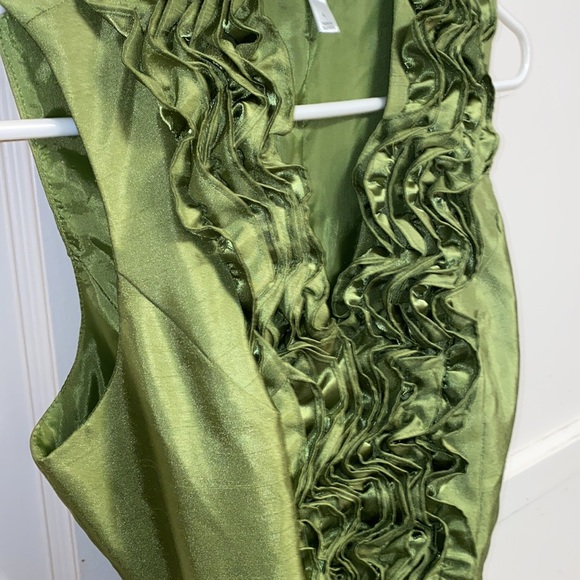 Dress Barn Size 4 Ruffled Green Dress Sleeveless - Picture 10 of 11